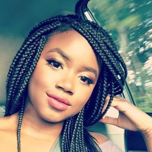 Meet your Posher, Samantha